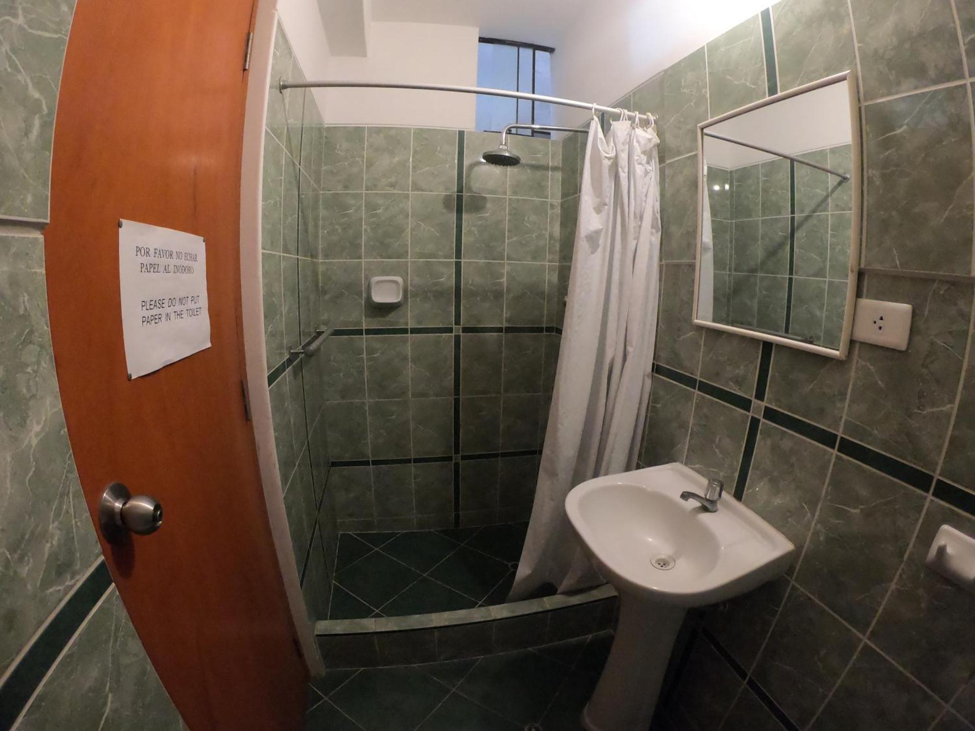 Hostal Silpay Tacna Buitenkant foto
