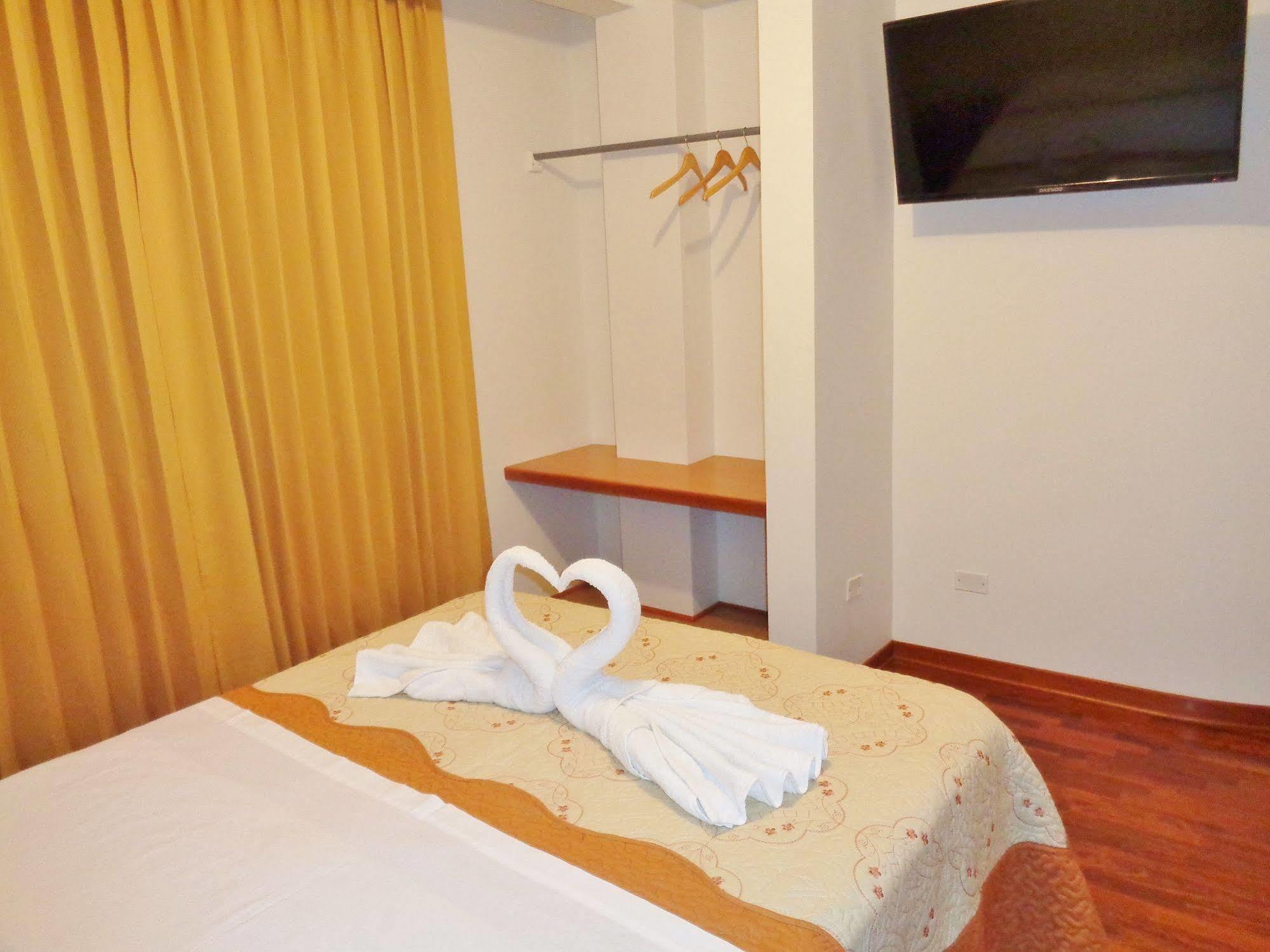 Hostal Silpay Tacna Buitenkant foto